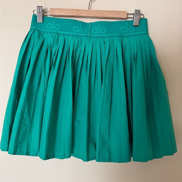 ALO Yoga Aces Tennis Skirt In Emerald Green Size Medium - Picture 6 of 7